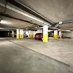 Wiezienna 21c - Parking & Lift - 200m Main Square Daire Wroclaw