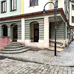 Wiezienna 21c - Parking & Lift - 200m Main Square Daire