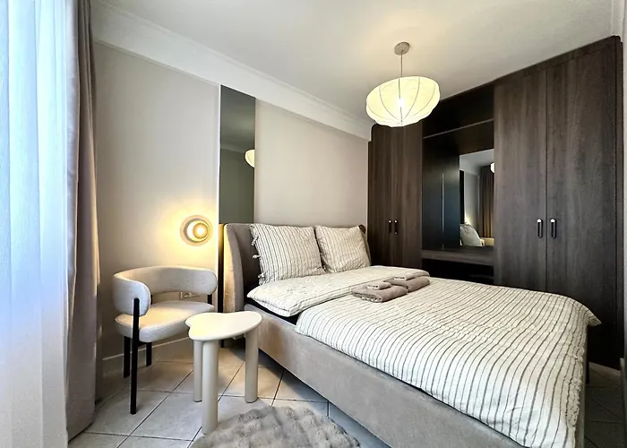 Wiezienna 21c - Parking & Lift - 200m Main Square 브로츠와프