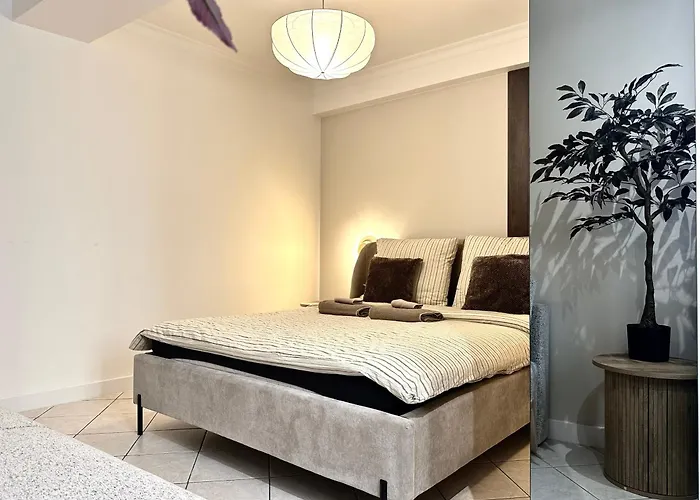 Apartment Więzienna 21c - Parking&lift - 200m Main Square Breslau