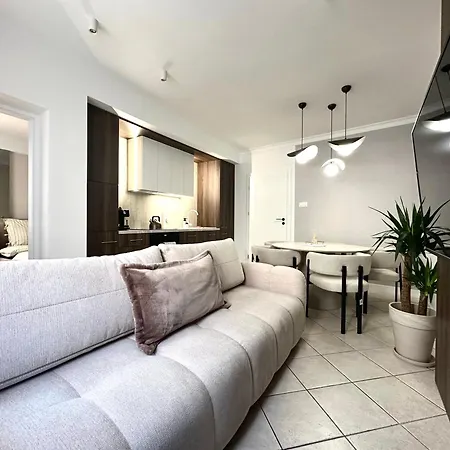 Apartment Więzienna 21c - Parking&lift - 200m Main Square *