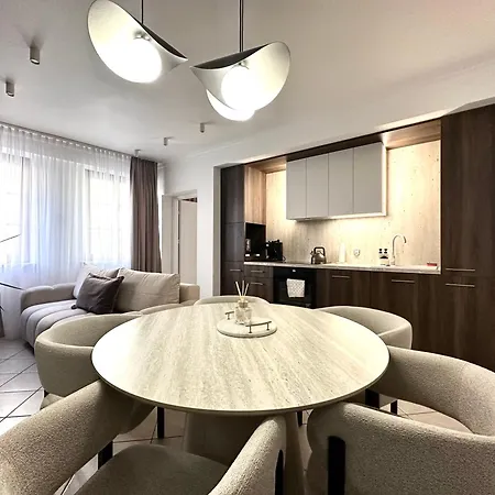 Wiezienna 21c - Parking & Lift - 200m Main Square Wrocław