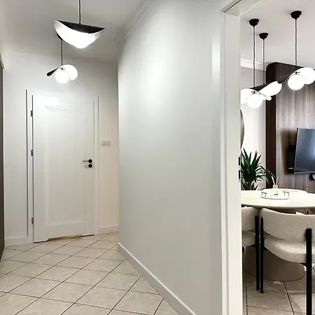 Διαμέρισμα Wiezienna 21c - Parking & Lift - 200m Main Square *