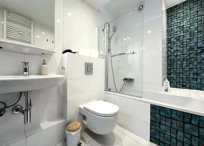 Apartment Więzienna 21c - Parking&lift - 200m Main Square Breslau