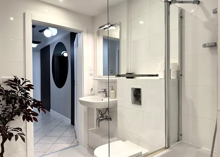 Appartement Wiezienna 21c - Parking & Lift - 200m Main Square