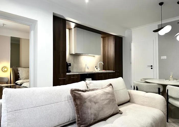 Wiezienna 21c - Parking & Lift - 200m Main Square Wrocław