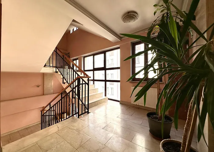 Wiezienna 21c - Parking & Lift - 200m Main Square Appartement *