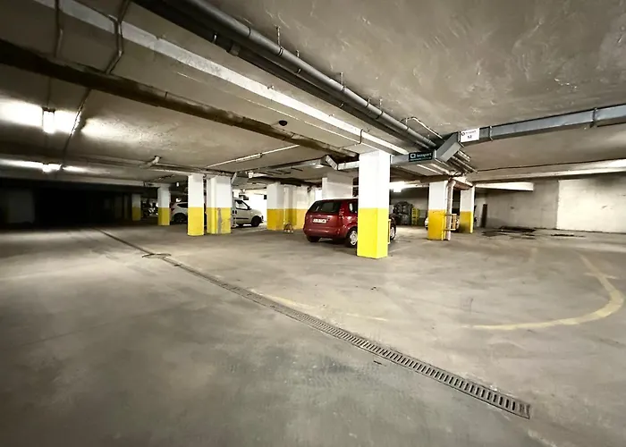 Wiezienna 21c - Parking & Lift - 200m Main Square Appartement Wrocław