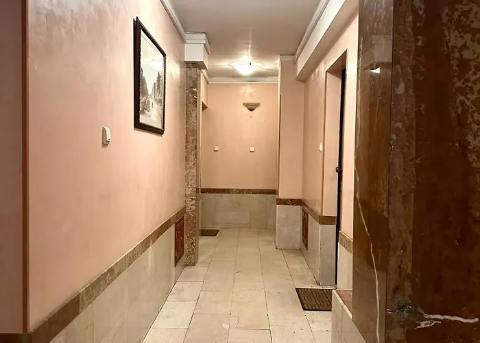 Appartement Wiezienna 21c - Parking & Lift - 200m Main Square Wrocław